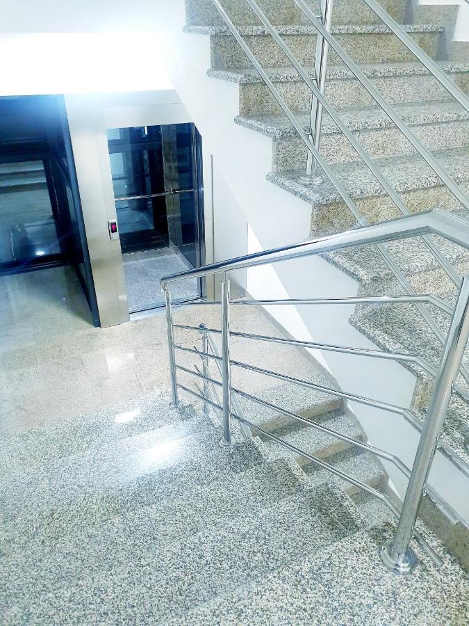 Lux Apartment - Central Place Бар Екстериор снимка