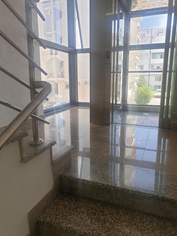 Lux Apartment - Central Place Бар Екстериор снимка